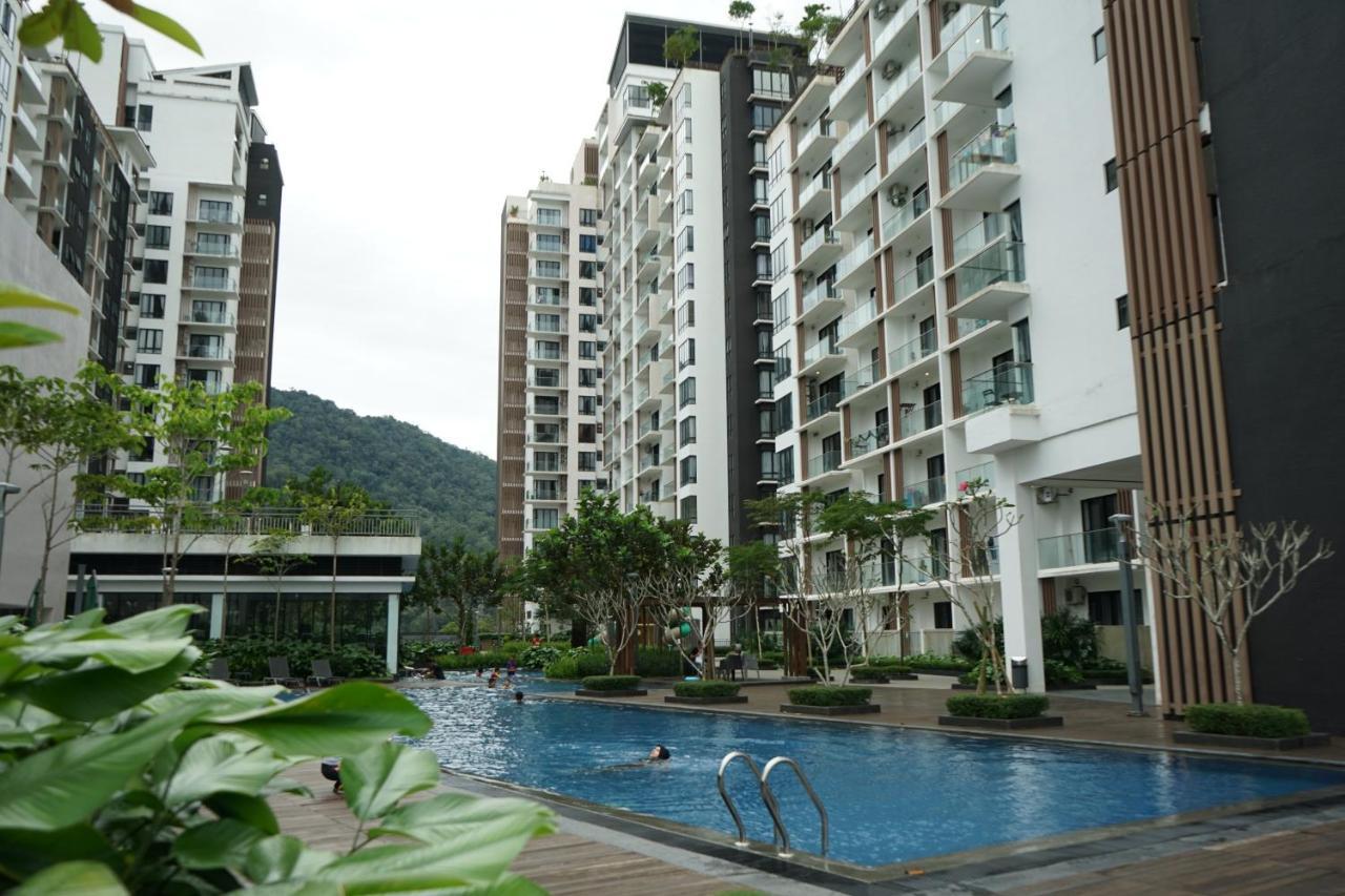 Friends & Family Apartment At Midhill Genting 8Pax Free Wifi Genting Highlands Exterior foto